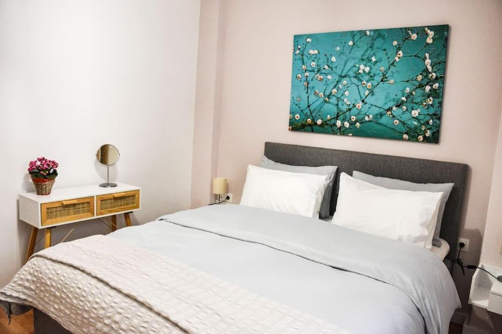 Newly Renovated-City Center Apartment Athen Exterior foto
