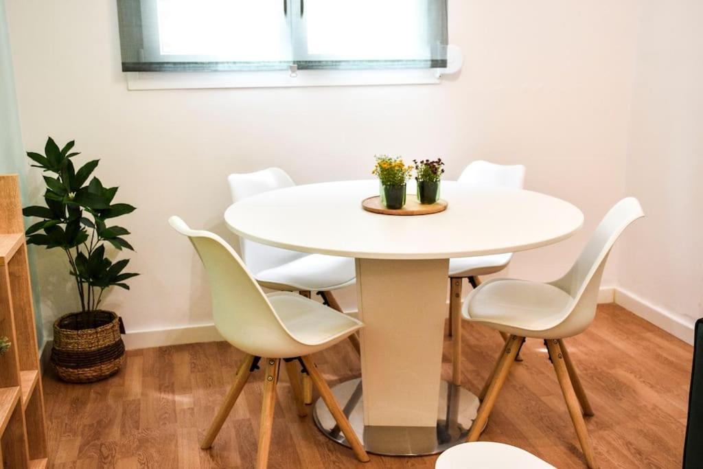 Newly Renovated-City Center Apartment Athen Exterior foto